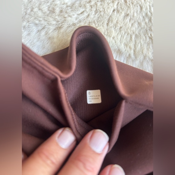 lululemon Wunder under - Picture 3 of 3